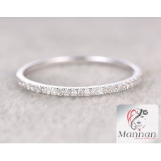 Beautiful Simple Zircon Ring
